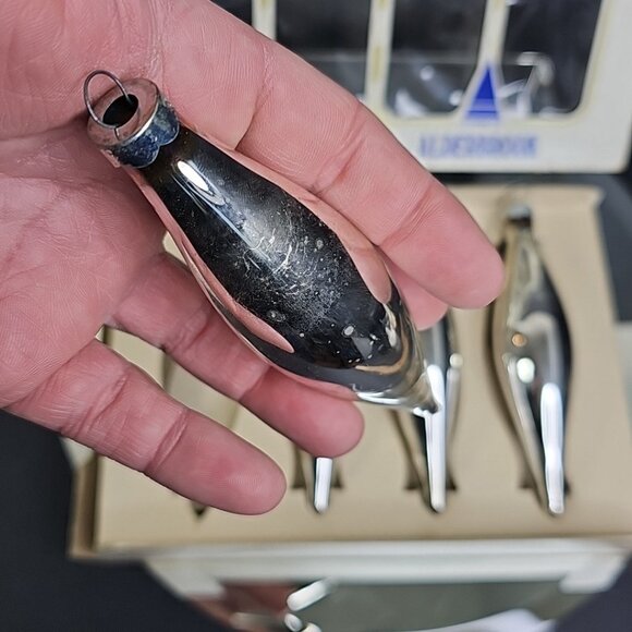 Vintage Glass Christmas Ornaments Teardrop Silver Oblong With Box Made In USA - Picture 5 of 10